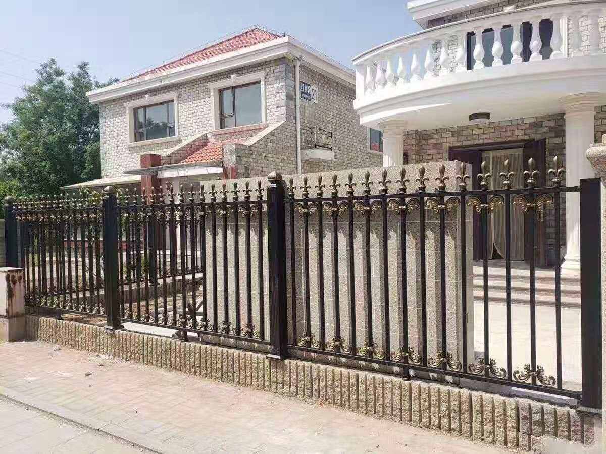 竞秀别墅锌钢围墙